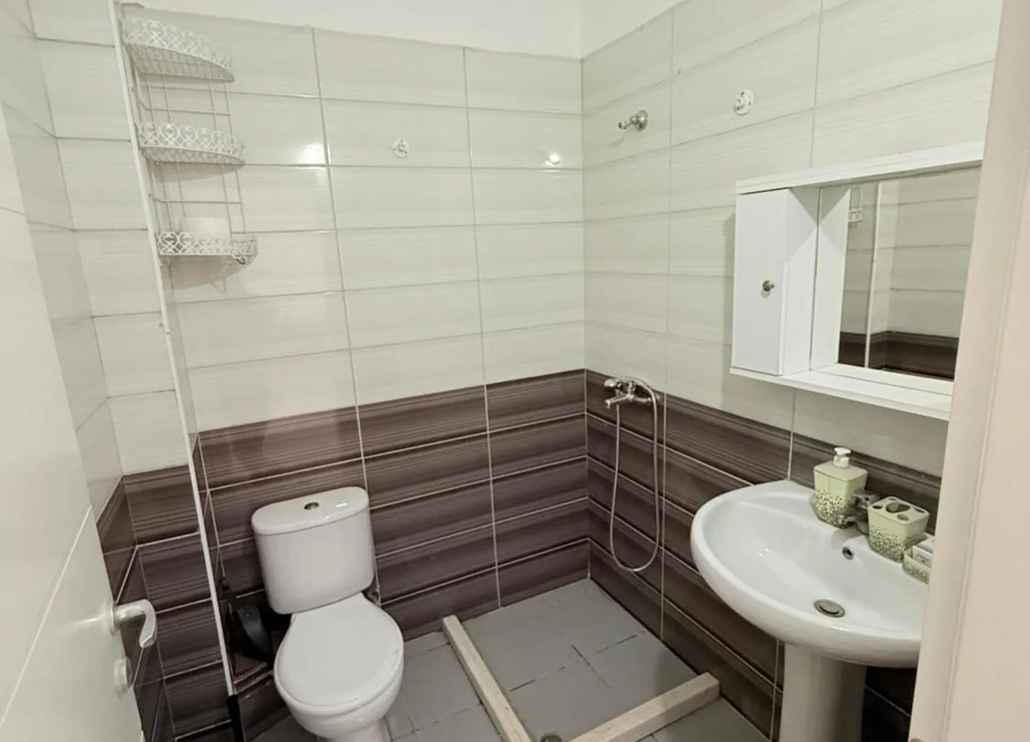Azalea Apartments Sarande 0*,